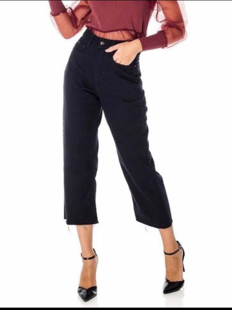 CALÇA JEANS MODELO CAPRI DENIM ZERO PRETA 36